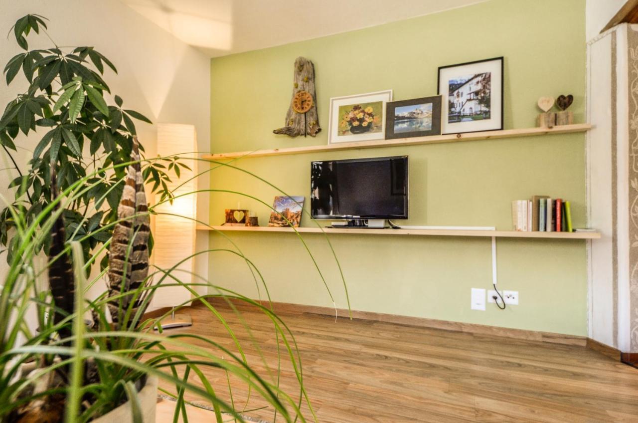 Chasa Curtins Apartment Valchava Exterior photo